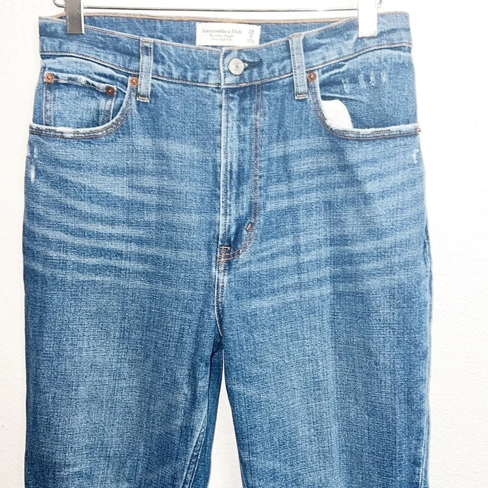 Abercrombie & Fitch Ankle Straight Ultra High Rise Dark Wash Distressed Jeans - Picture 4 of 10